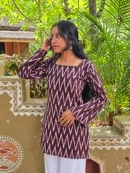 Aaruni – Maroon Pochampally Ikat Short Kurti - Image 4