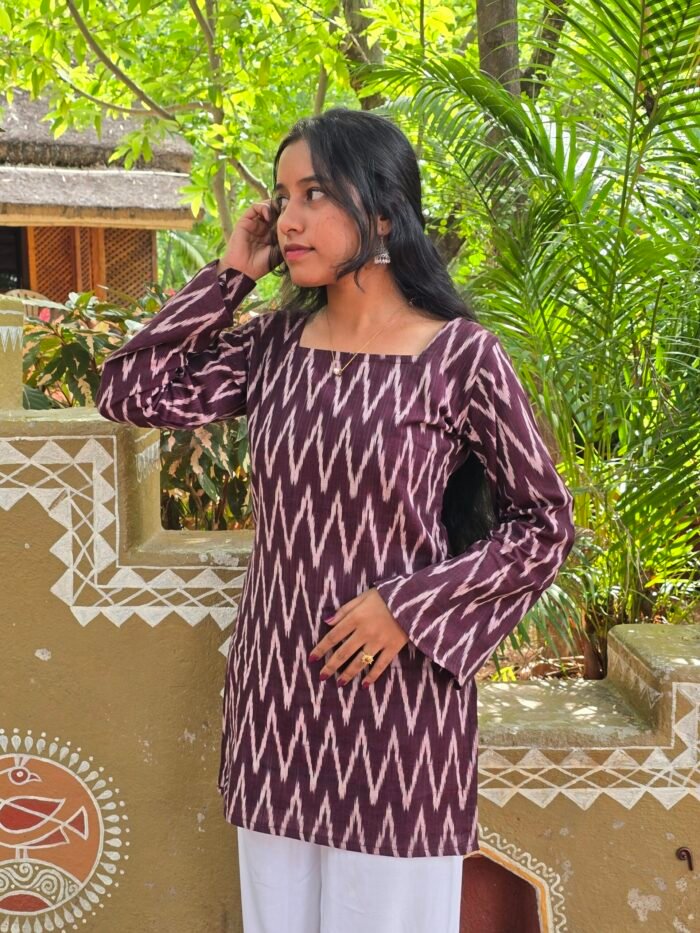 Aaruni – Maroon Pochampally Ikat Short Kurti - Image 4