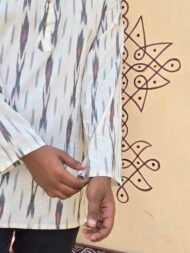 Kaari – Cream & Black Pochampally Ikat Short Kurta - Image 4