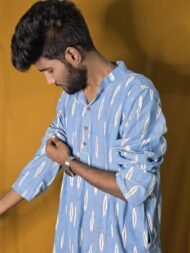DIVIT- The Sky-Blue Ikat Kurta - Image 2